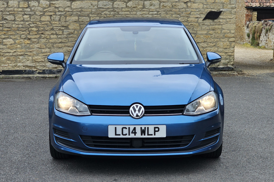 Volkswagen Golf 
