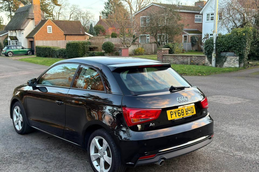 Audi A1 
