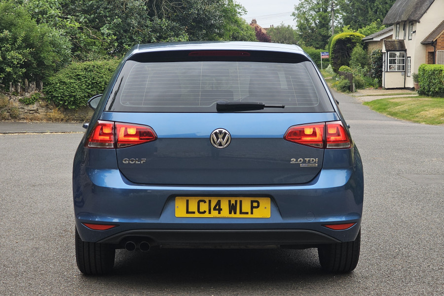 Volkswagen Golf 